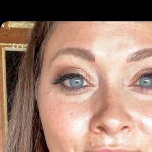 Meet your Posher, Annalee